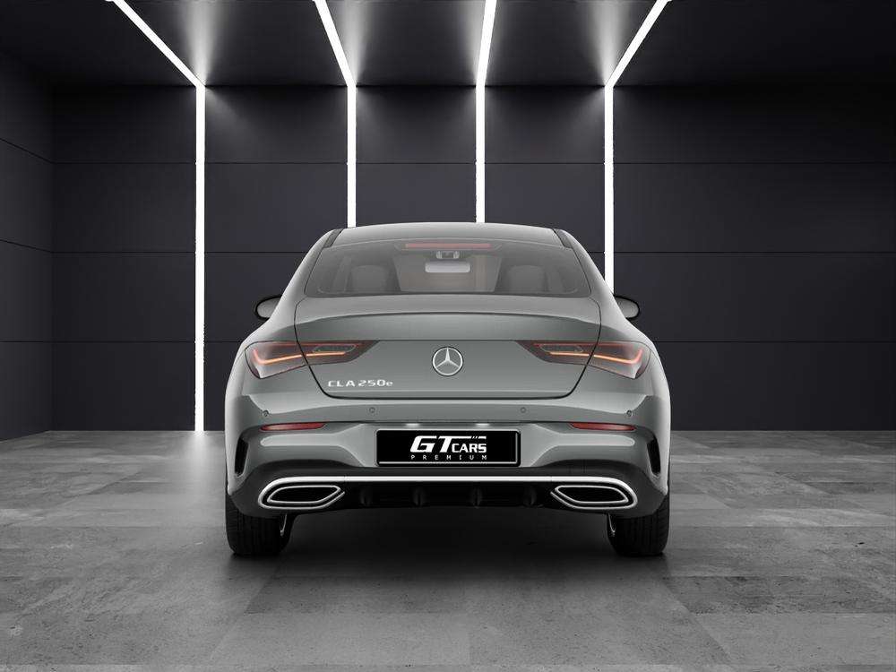 Mercedes-Benz CLA 250e AMG 2025 gris montaña - foto 5