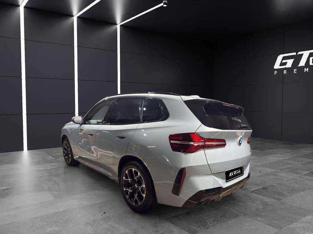 BMW X3  20d xDrive 2025 gris - foto 3