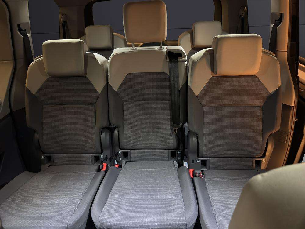 Volkswagen Multivan  . 2025 gris - foto 14
