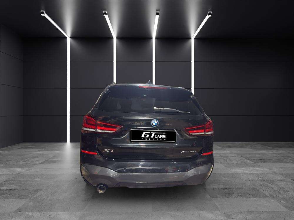BMW X1 xDrive25e 2021 negro - foto 4