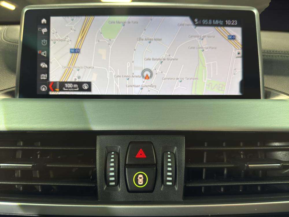 BMW X1 xDrive25e 2021 negro - foto 11