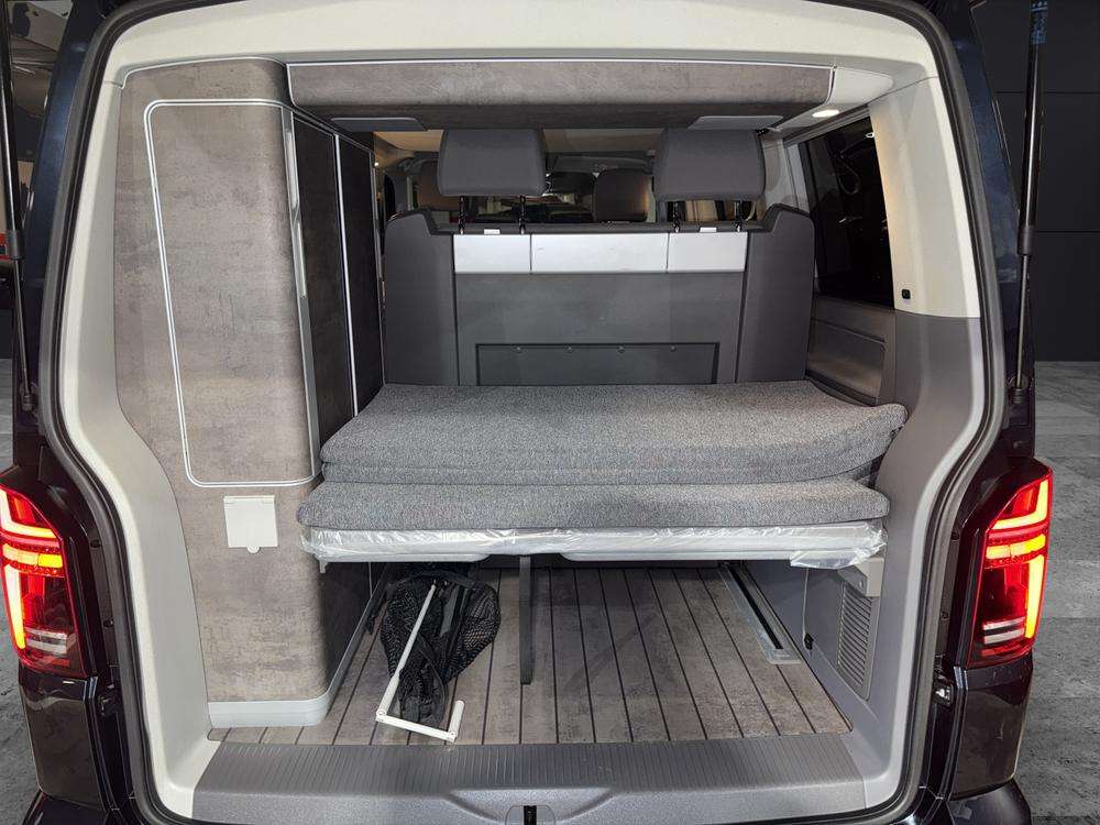 Volkswagen California 6.1 Ocean 2023 azul - foto 12