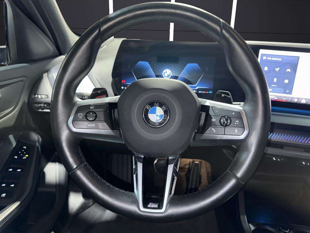 BMW Serie 1 120d 2024 gris - foto 11