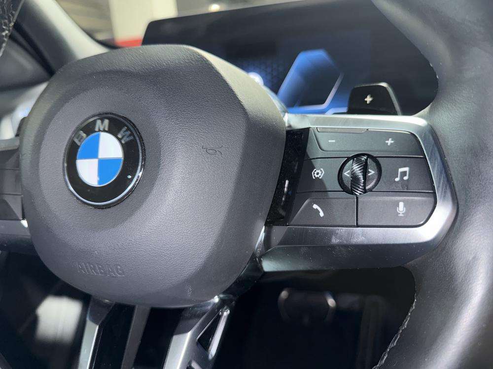 BMW Serie 1 120d 2024 gris - foto 12