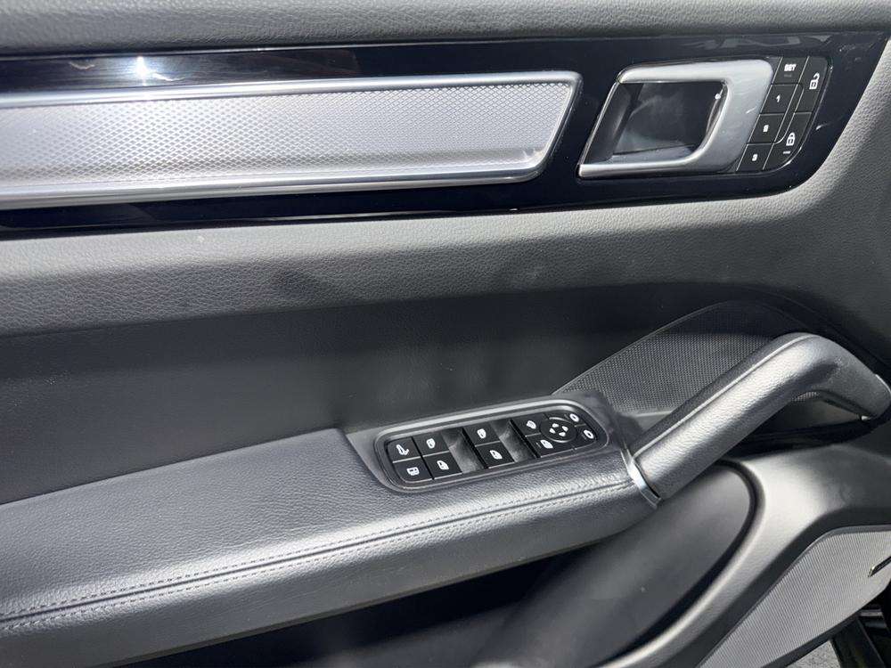 Porsche Cayenne Coupé E-Hybrid 2022 negro - foto 15