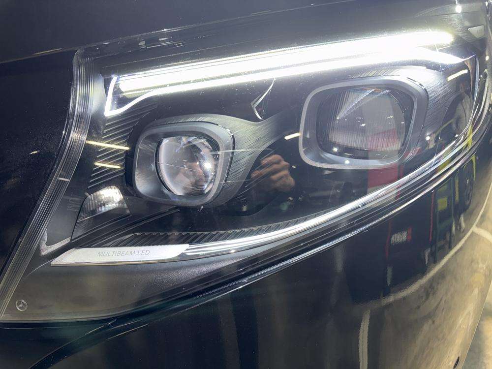 Mercedes-Benz V 250d 2025 negro - foto 6