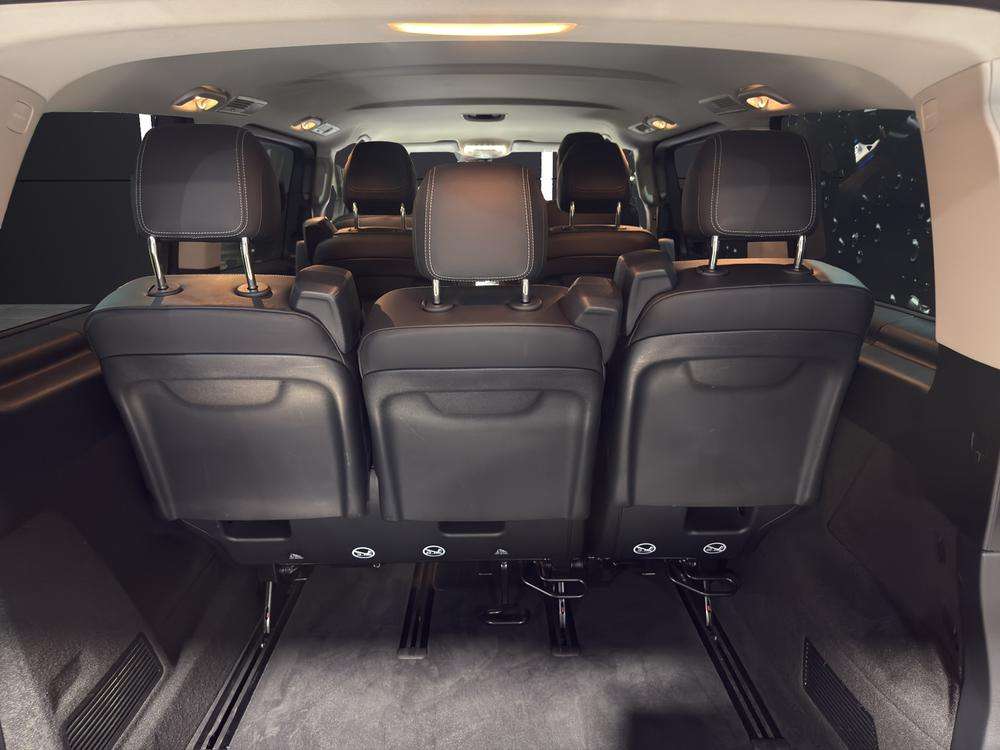 Mercedes-Benz V 250d 2025 negro - foto 15