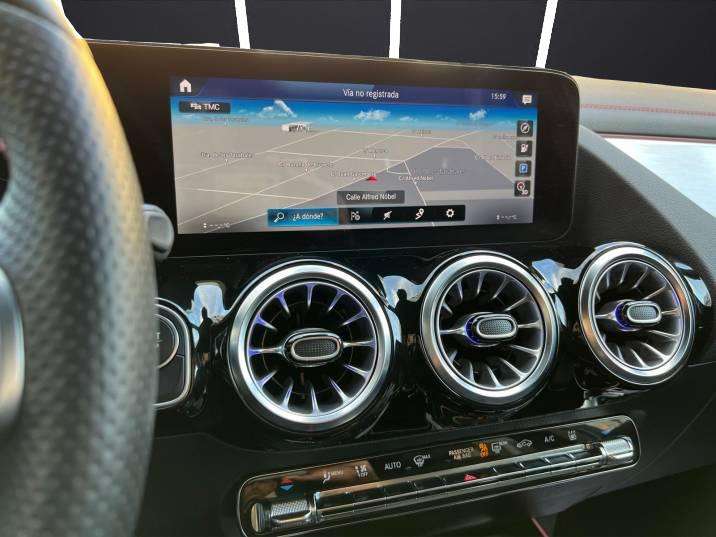 Mercedes-Benz EQA 250 AMG 2021 azul - foto 12