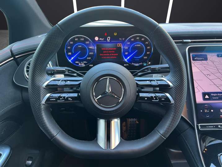 Mercedes-Benz EQE 350 AMG 2023 gris alpino - foto 8