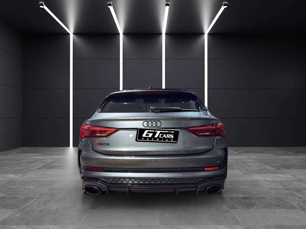 Audi RS Q3 Sportback 2022 gris - foto 5