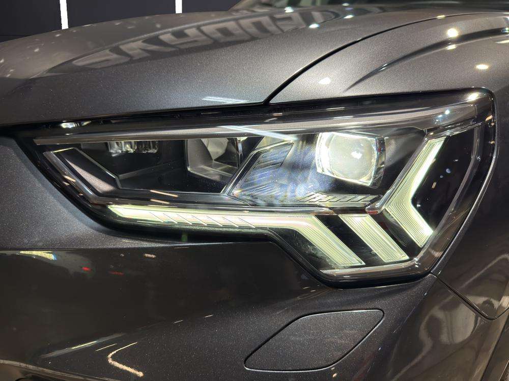 Audi RS Q3 Sportback 2022 gris - foto 6
