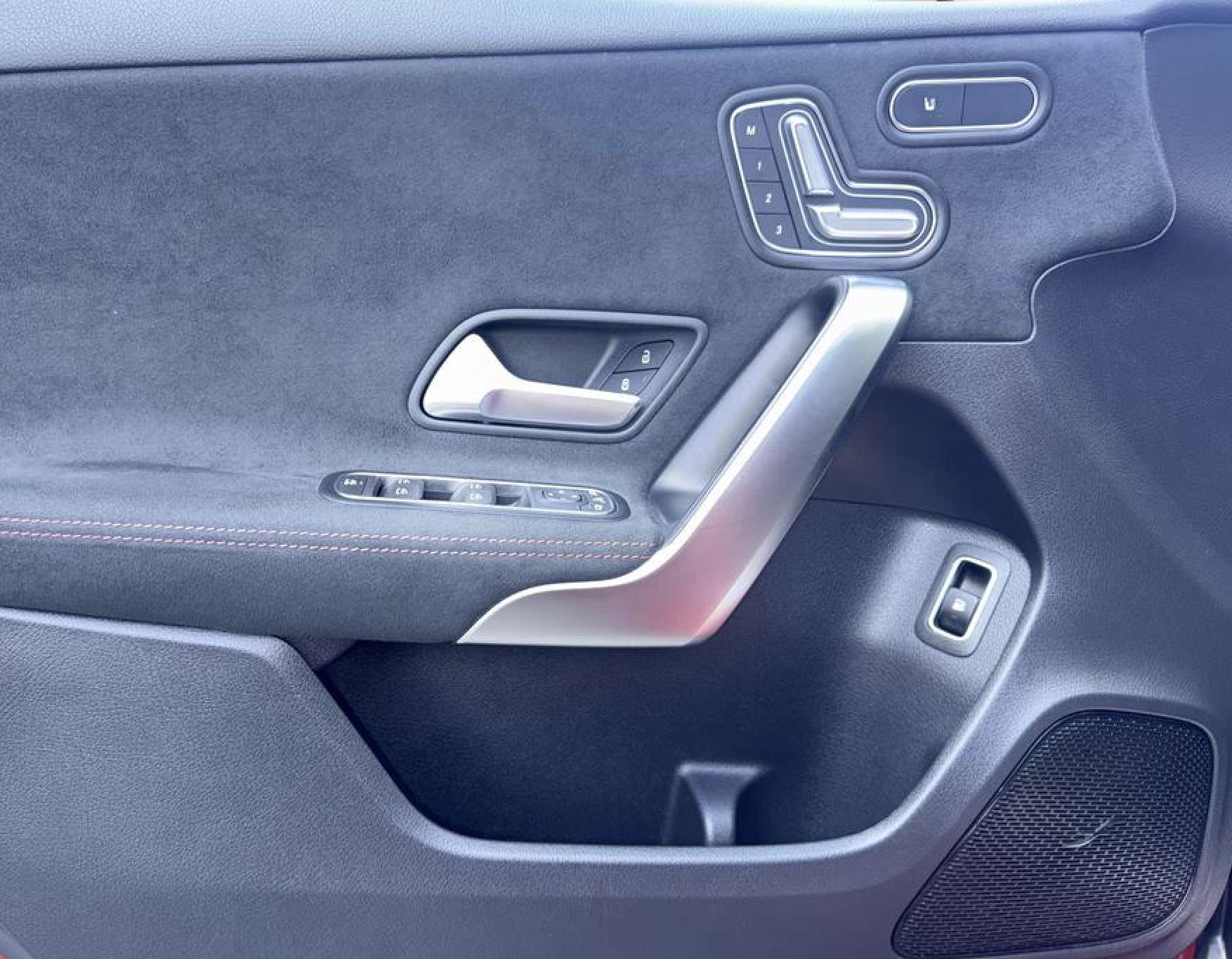 Mercedes-Benz Clase A 250e AMG 2021 azul denim - foto 12