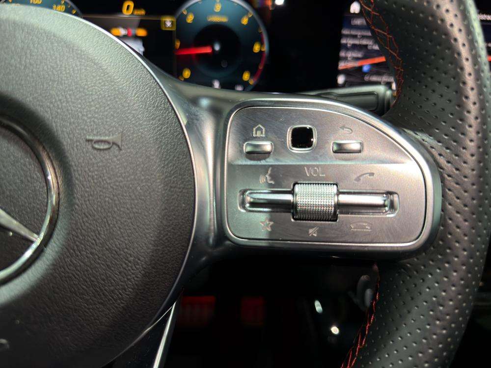 Mercedes-Benz Clase A 250e AMG 2021 rojo patagonia - foto 11