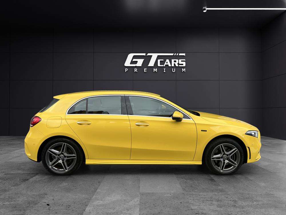 Mercedes-Benz Clase A 250e AMG 2021 amarillo - foto 2