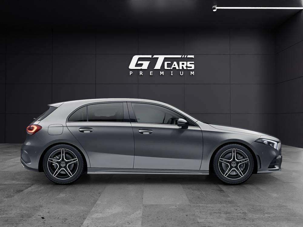 Mercedes-Benz Clase A 250e AMG 2021 gris montaña - foto 2