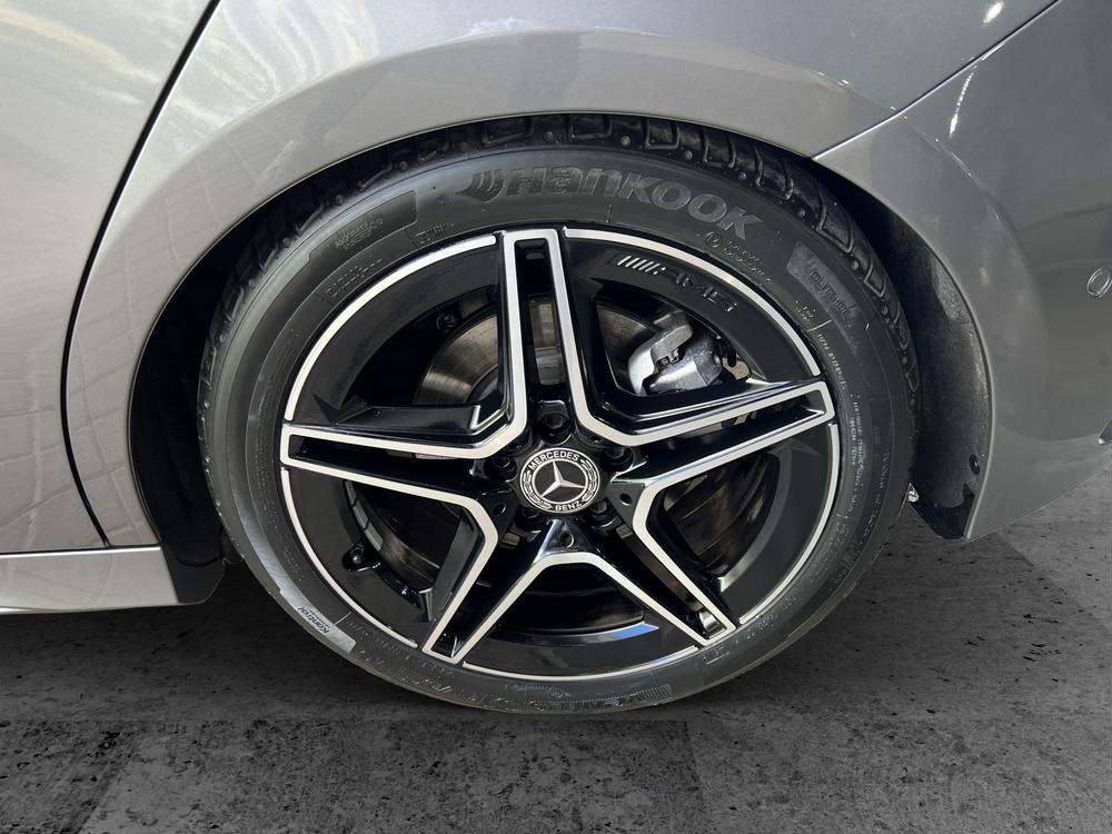Mercedes-Benz Clase A 250e AMG 2021 gris montaña - foto 7