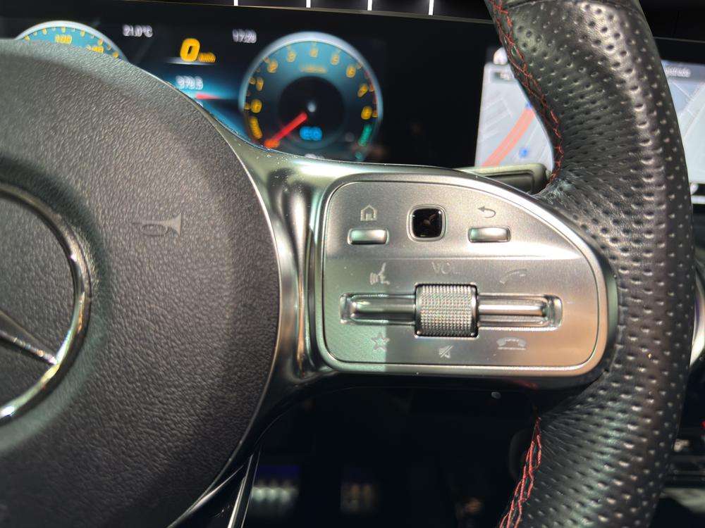 Mercedes-Benz Clase A 250e AMG 2021 gris montaña - foto 12