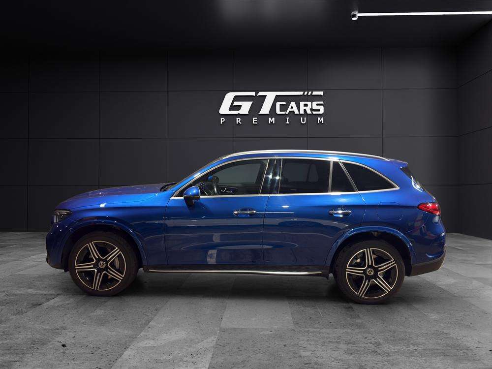 Mercedes-Benz GLC SUV 300e AMG 4MATIC 2023 azul - foto 2