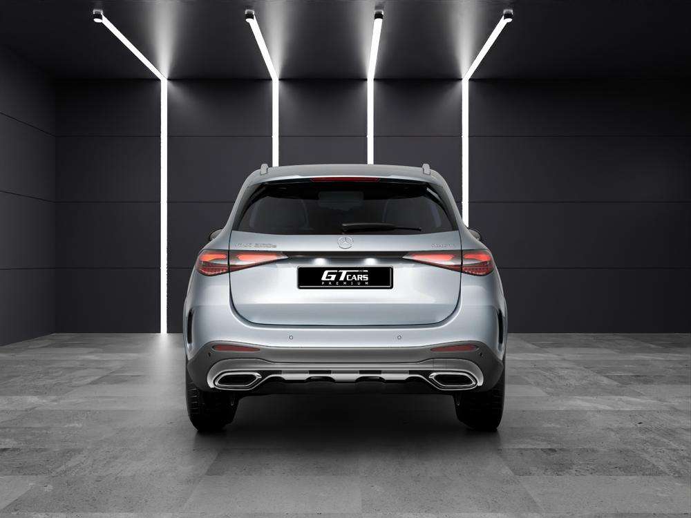 Mercedes-Benz GLC SUV 300e AMG 4Matic 2023 plata - foto 4