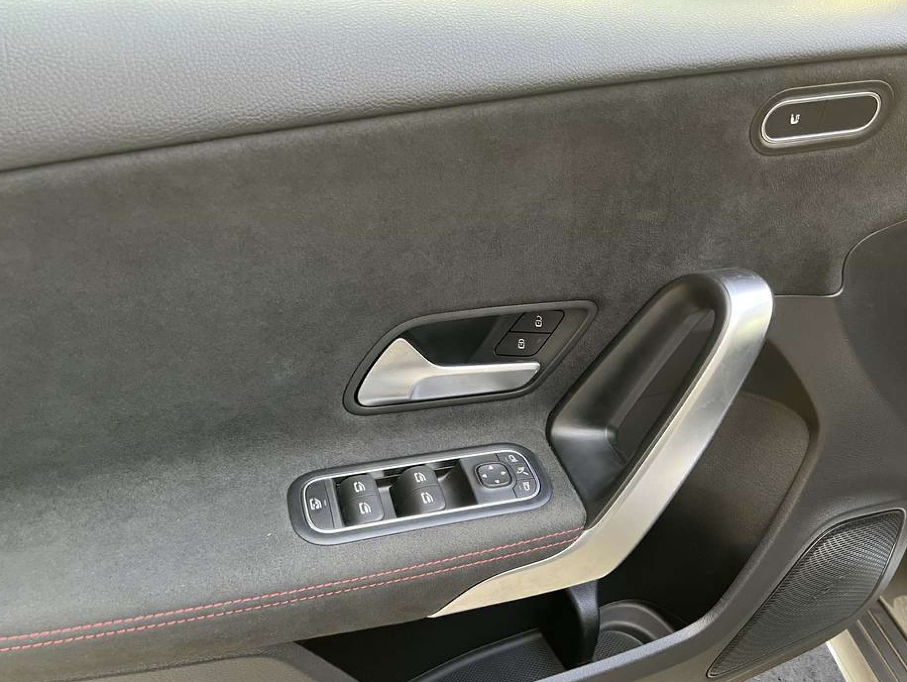Mercedes-Benz Clase A 250e AMG 2021 azul denim - foto 16