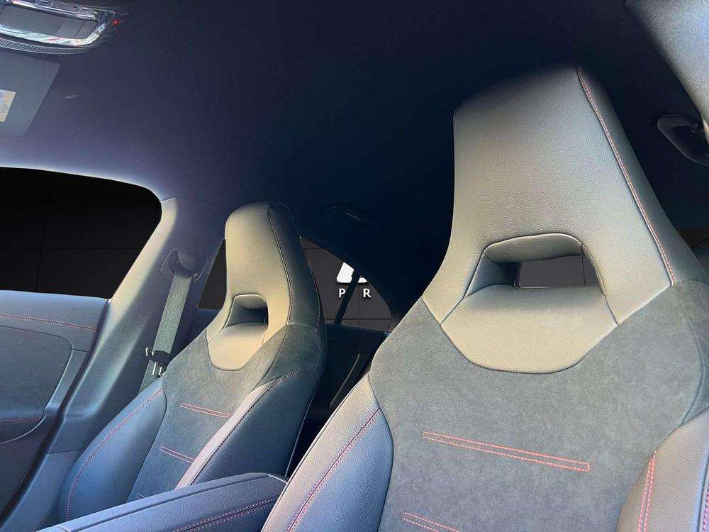 Mercedes-Benz CLA 250e AMG 2020 gris montaña - foto 16