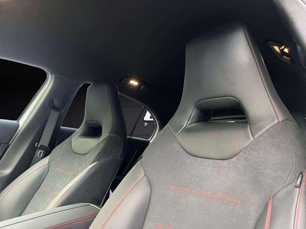 Mercedes-Benz Clase A 250e AMG 2020 blanco - foto 16