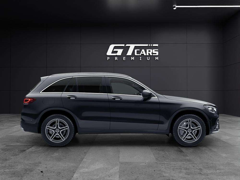 Mercedes-Benz GLC SUV 300de AMG 4MATIC 2021 negro - foto 2