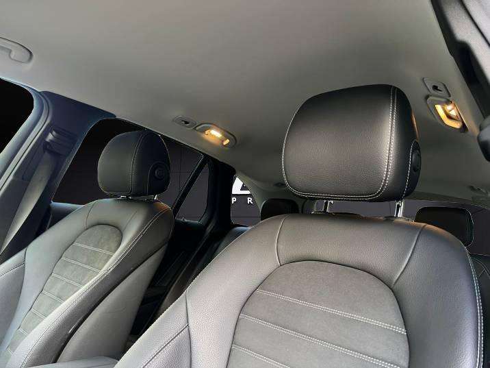 Mercedes-Benz GLC SUV 300de AMG 4MATIC 2021 negro - foto 13