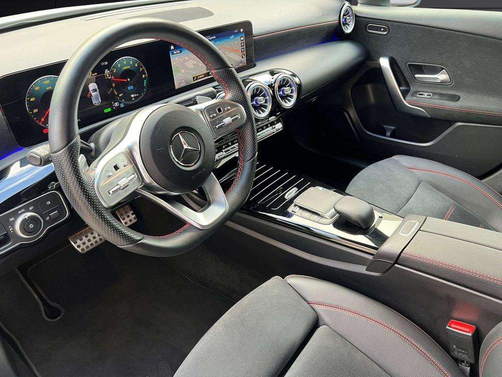Mercedes-Benz Clase A 250e AMG 2021 negro - foto 7