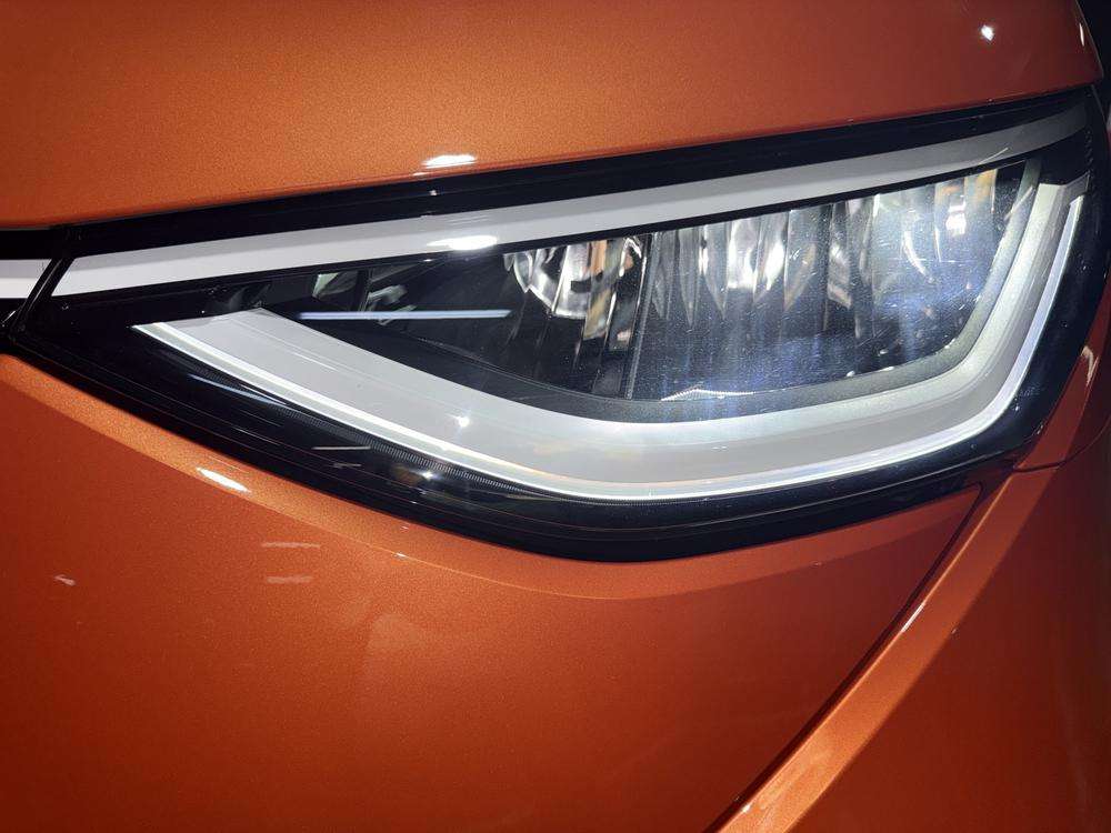 Volkswagen ID BUZZ PRO 2024 naranja - foto 6