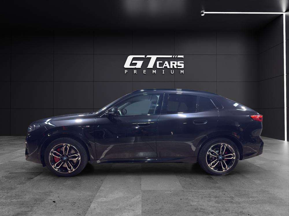 BMW iX2 xDrive30 2024 negro - foto 2
