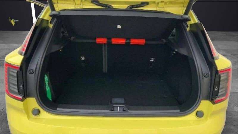 Volvo EX30 . 2024 amarillo - foto 8