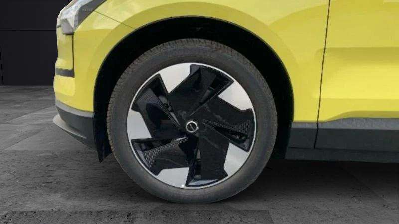 Volvo EX30 . 2024 amarillo - foto 9