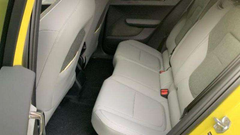 Volvo EX30 . 2024 amarillo - foto 13