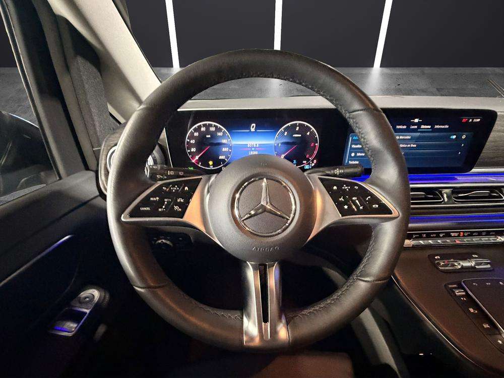 Mercedes-Benz V 250d 2025 negro - foto 11