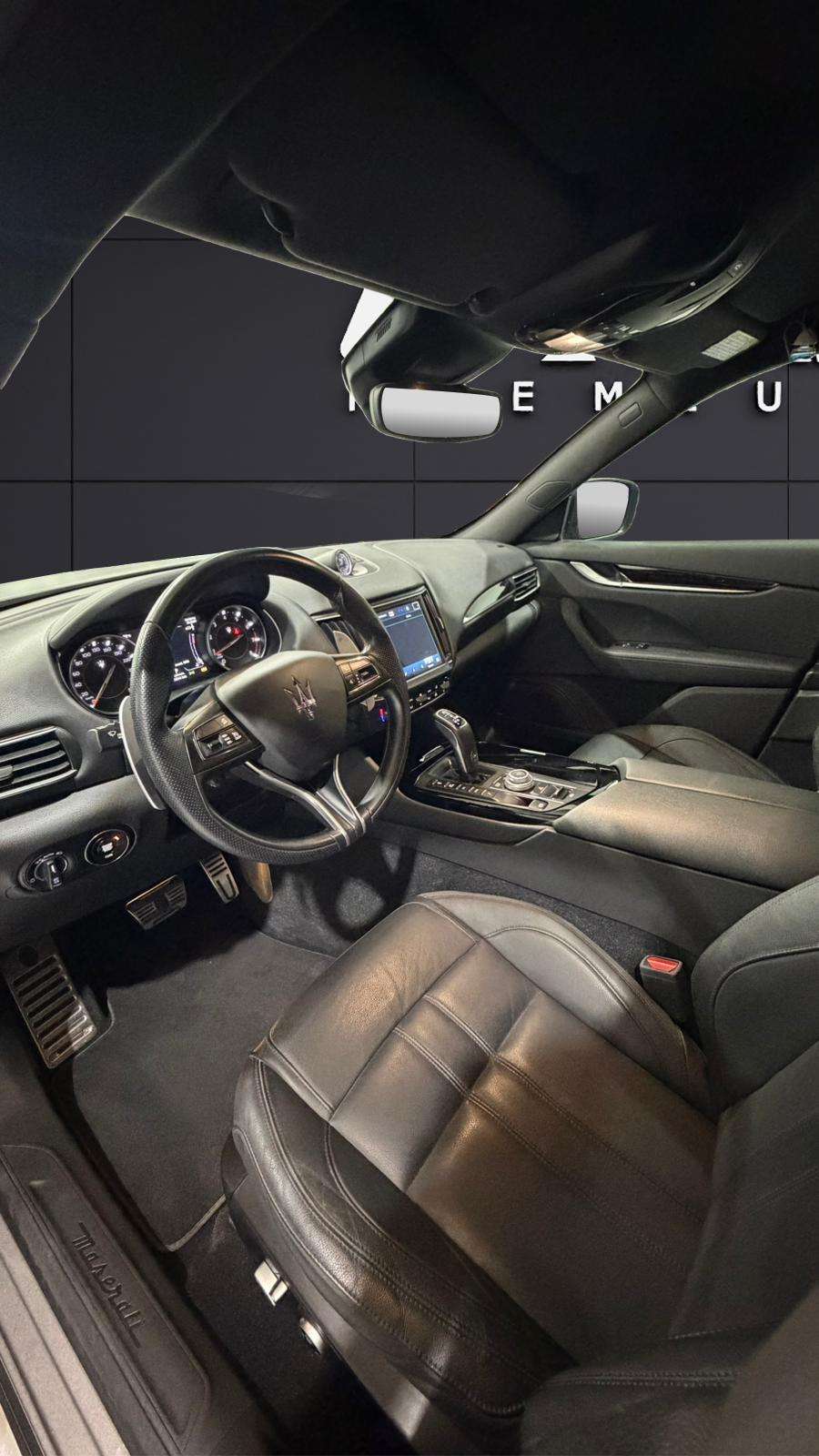 Maserati Levante  GT Hybrid 2022 gris - foto 8