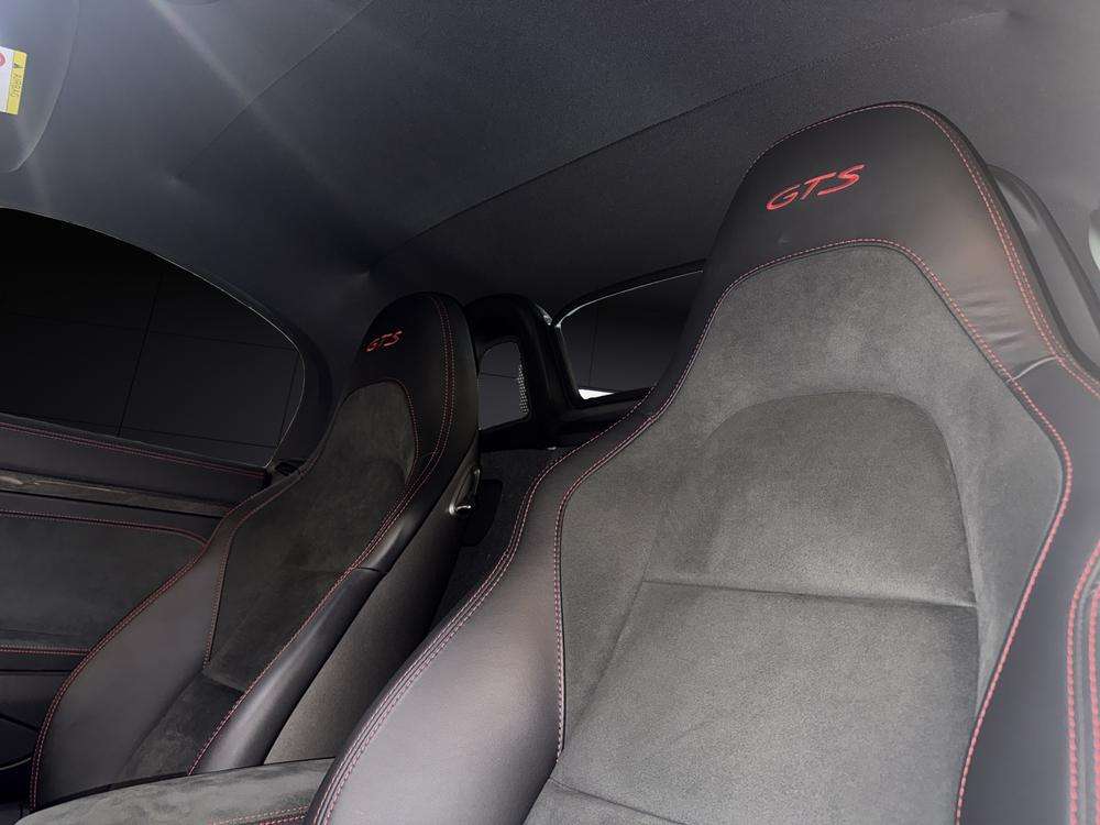 Porsche 718 Boxster GTS 2024 negro - foto 16