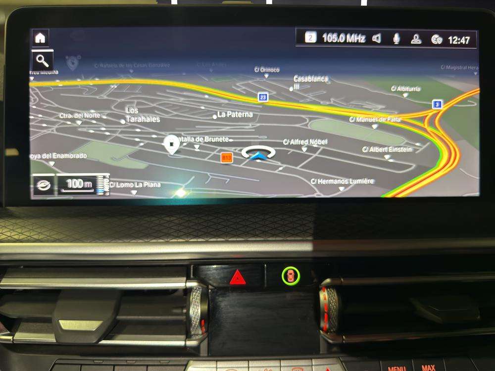 BMW X3  xDrive30e xLine 2024 rojo - foto 13