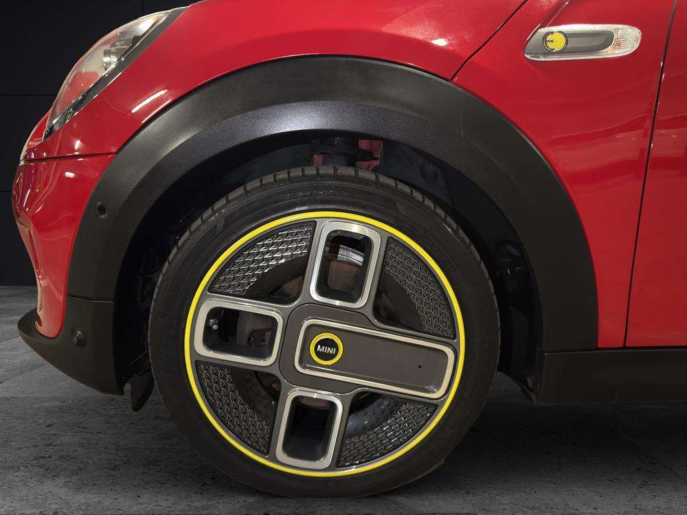 Mini Cooper SE 2020 rojo - foto 7