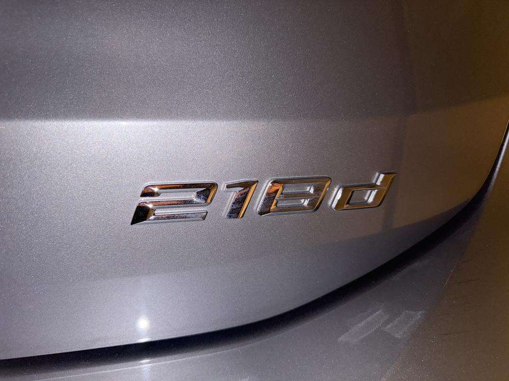 BMW Serie 2 218d Active Tourer 2023 gris - foto 8