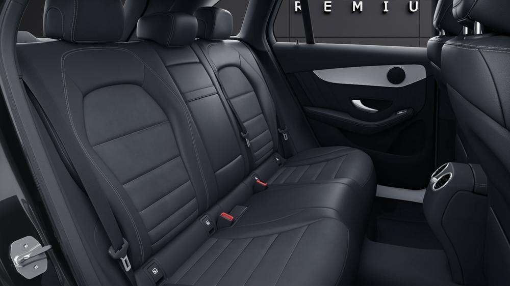 Mercedes-Benz GLC SUV 300de AMG 2020 negro - foto 8