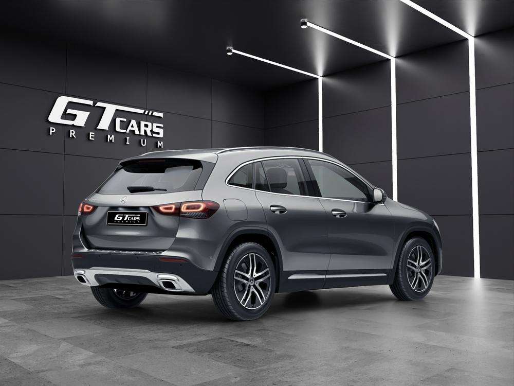 Mercedes-Benz GLA 250e Progressive 2021 gris - foto 3