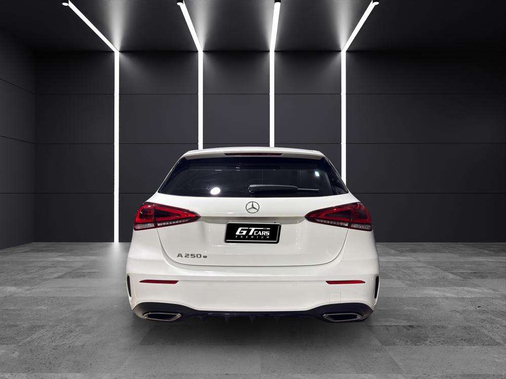 Mercedes-Benz Clase A 250e AMG 2021 blanco - foto 5