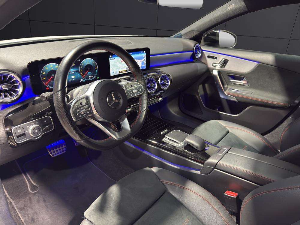 Mercedes-Benz Clase A 250e AMG 2021 blanco - foto 9