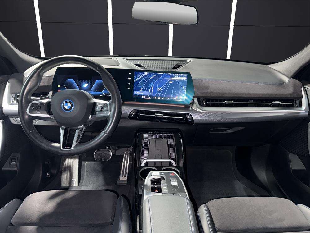 BMW iX2 xDrive30 2024 blanco - foto 10