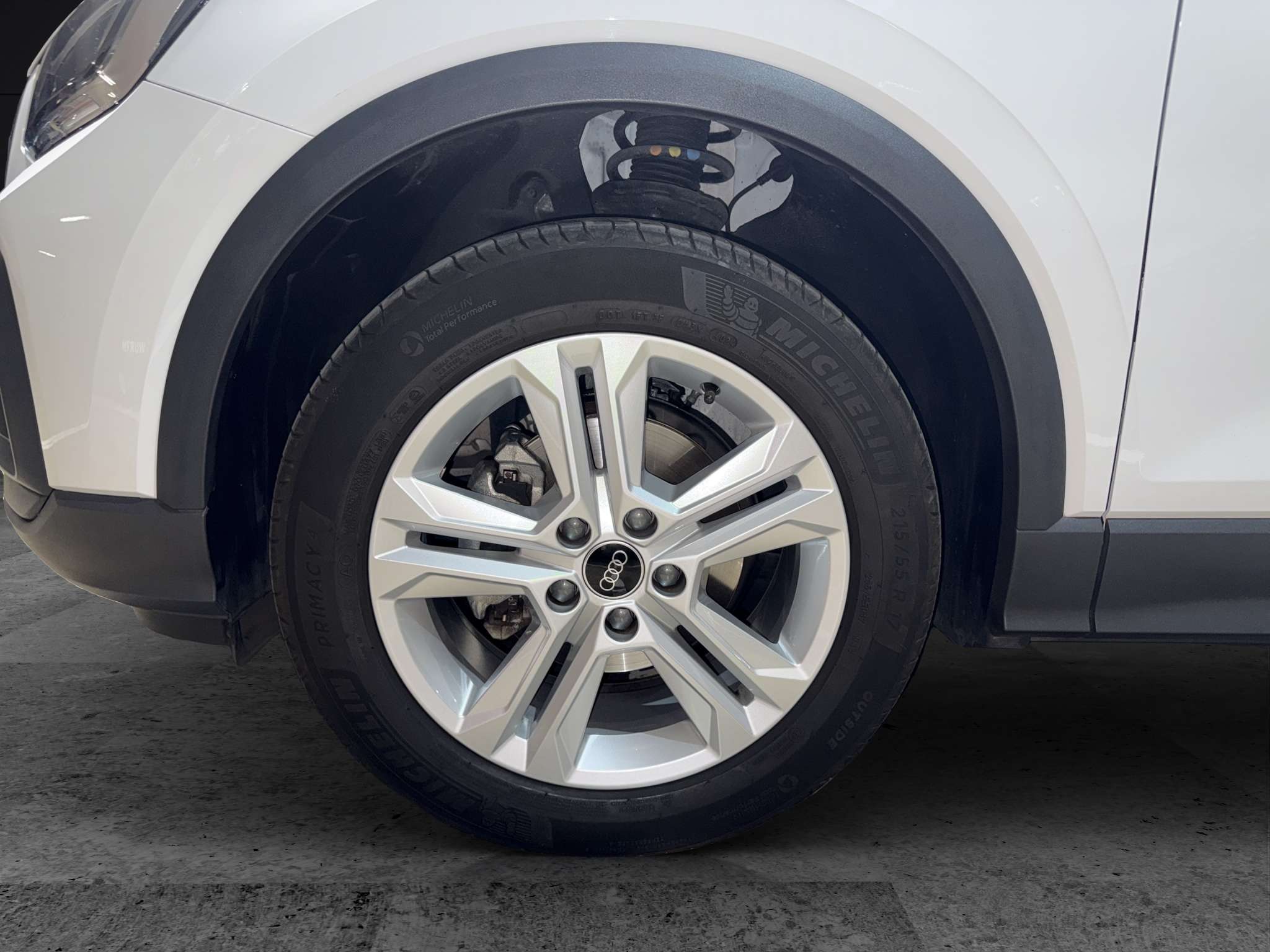 Audi Q2 Edition 30 TFSI 2025 blanco - foto 17