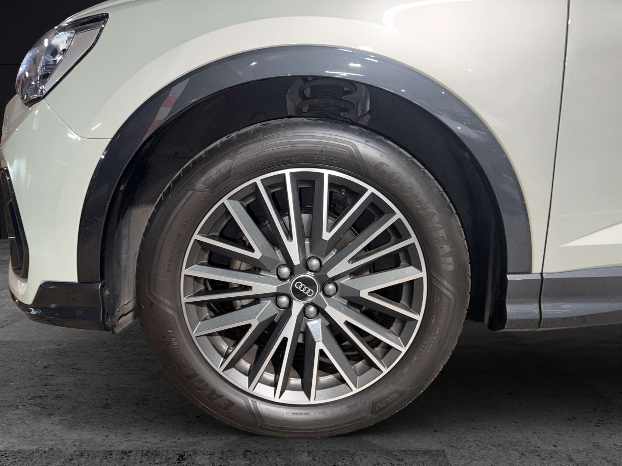 Audi Q3 Sportback 35 TFSI Advance 2021 gris claro - foto 17