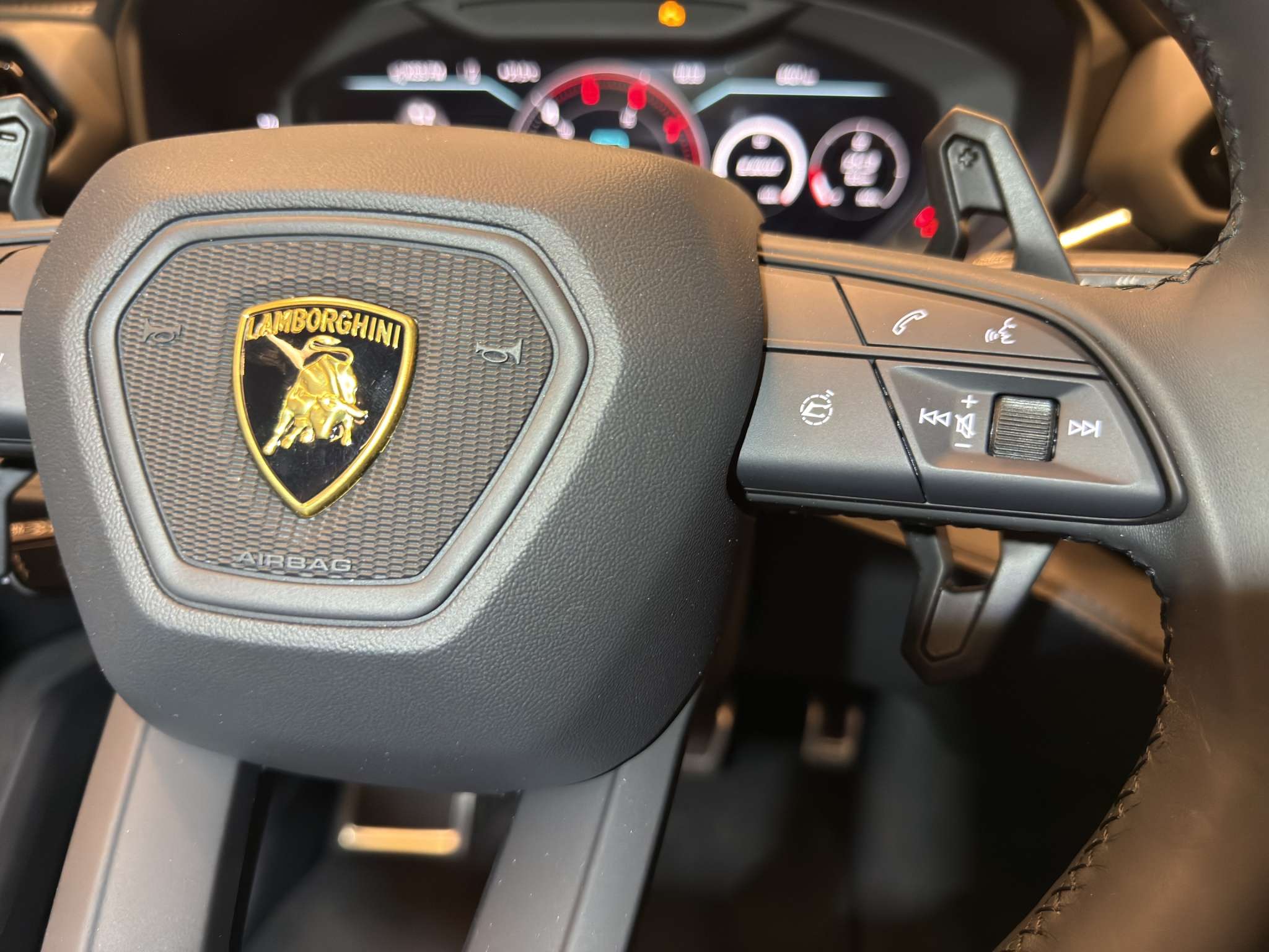 Lamborghini Urus 4.0 V8 PHEV SE 2024 blanco - foto 9