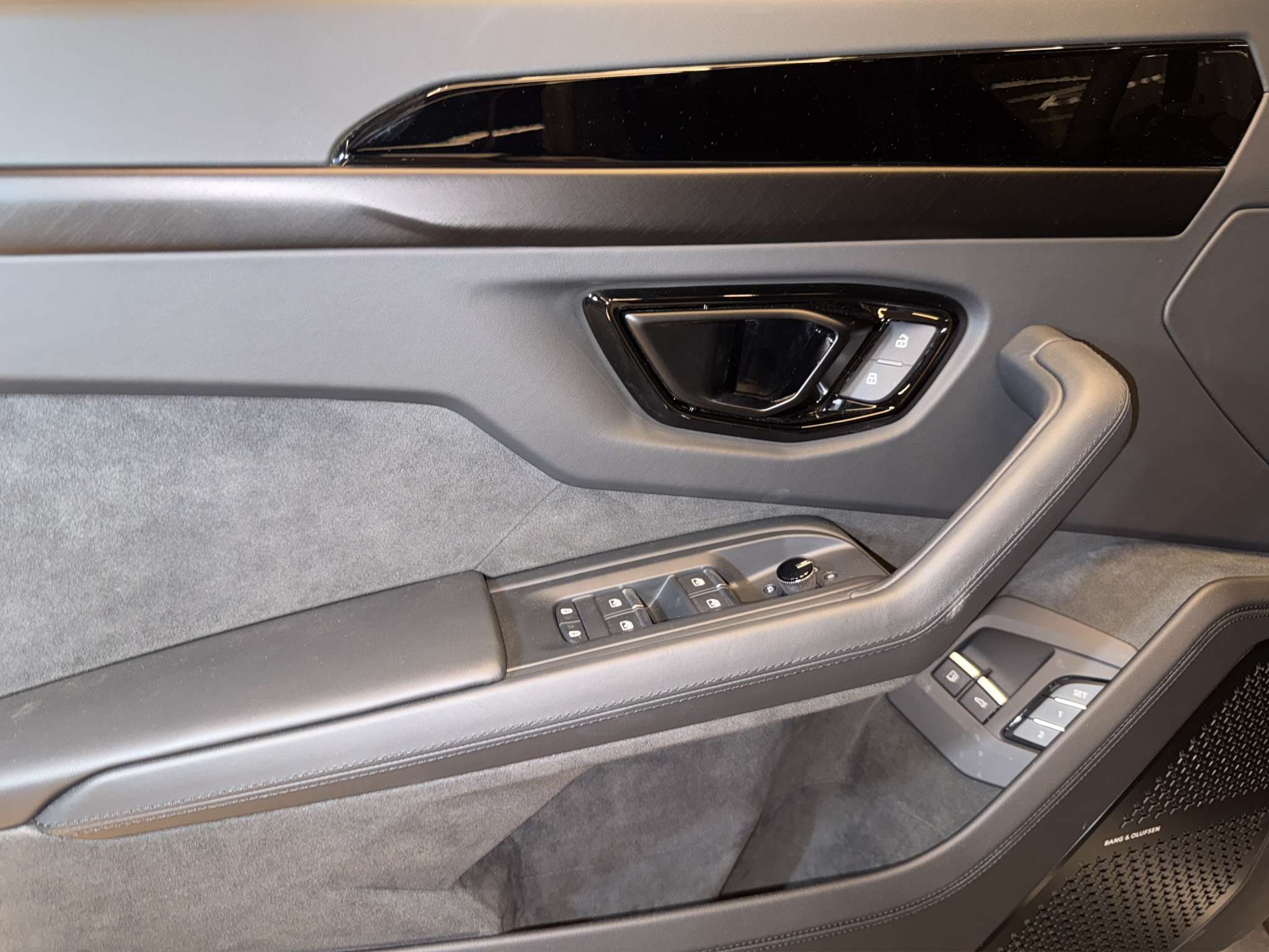 Lamborghini Urus 4.0 V8 PHEV SE 2024 blanco - foto 15