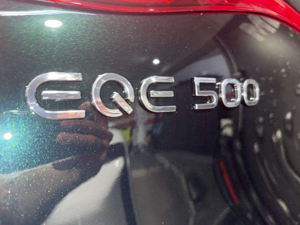 Mercedes-Benz EQE SUV 500 4MATIC AMG 2025 verde - foto 8
